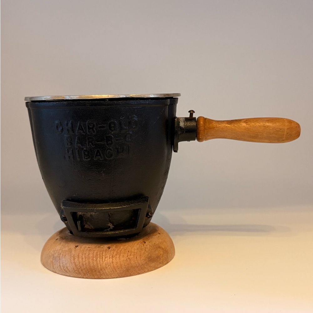 Vintage Japanese "Char Glo" BBQ
Habachi Grill, Cast Iron With Wooden Handle
